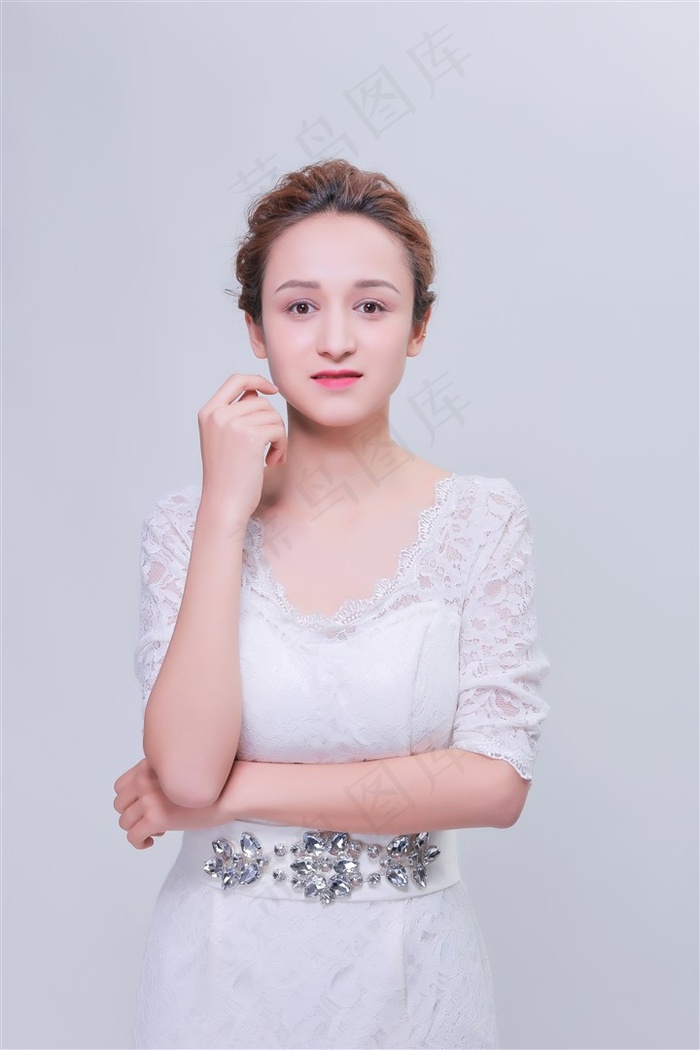 紧爽在楼梯间把嫂子给干了